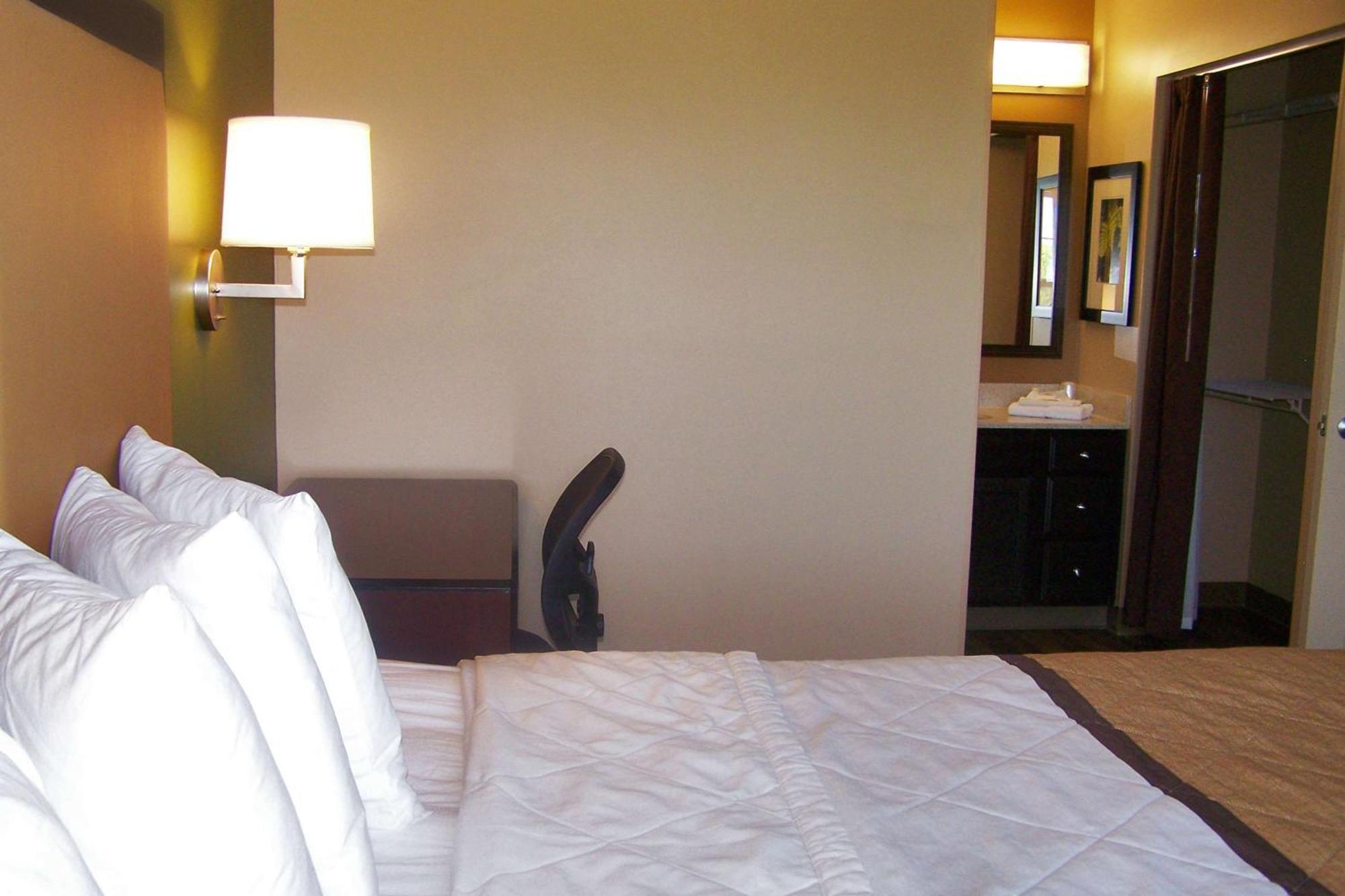 Extended Stay America Suites - Denver - Aurora North Экстерьер фото