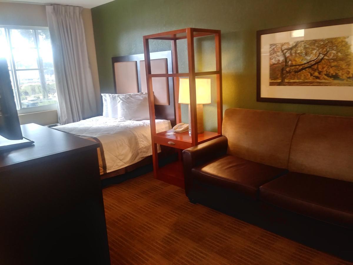 Extended Stay America Suites - Denver - Aurora North Экстерьер фото